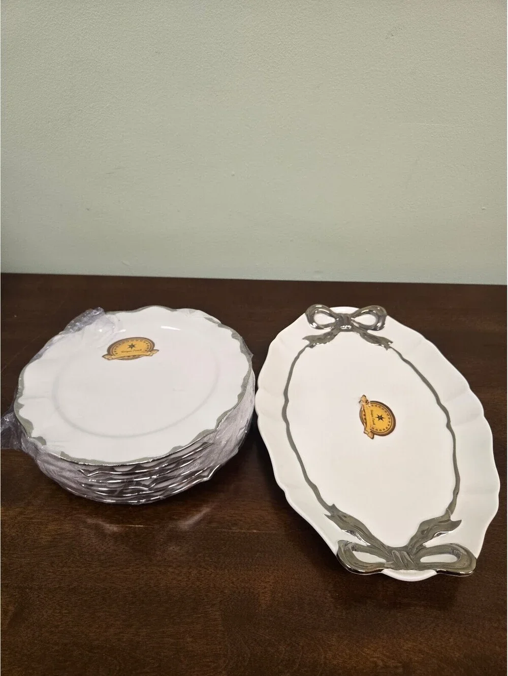 Unique Touch Golden Star White Silver Bow Porcelain Plate & Serving Platter Set